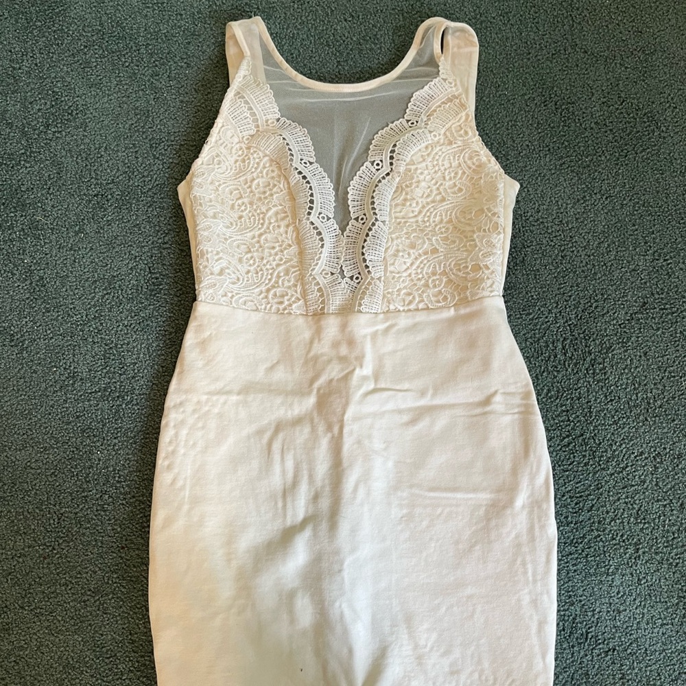 White LuLu’s semi formal dress